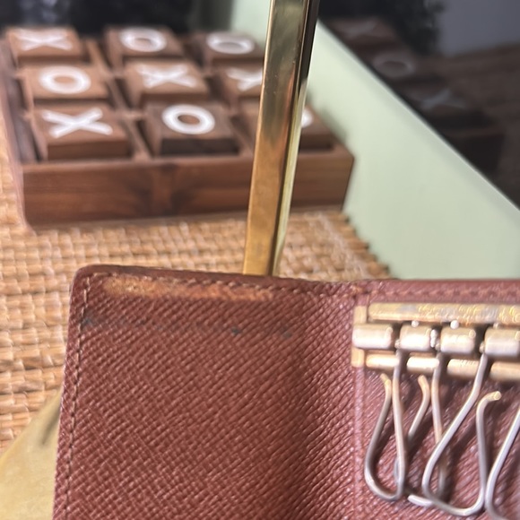 Louis Vuitton 4 ring key fob (TH0030) - Picture 11 of 12